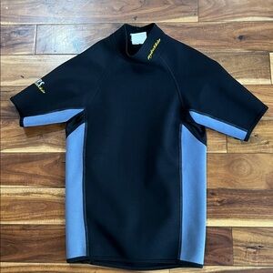 Hydroskin NRS Wetsuit Short Sleeve Shirt Top Size XS S
